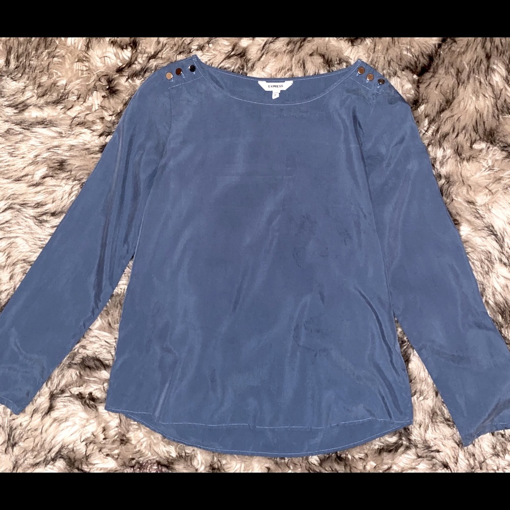 Express Medium Long Sleeve Blue Blouse